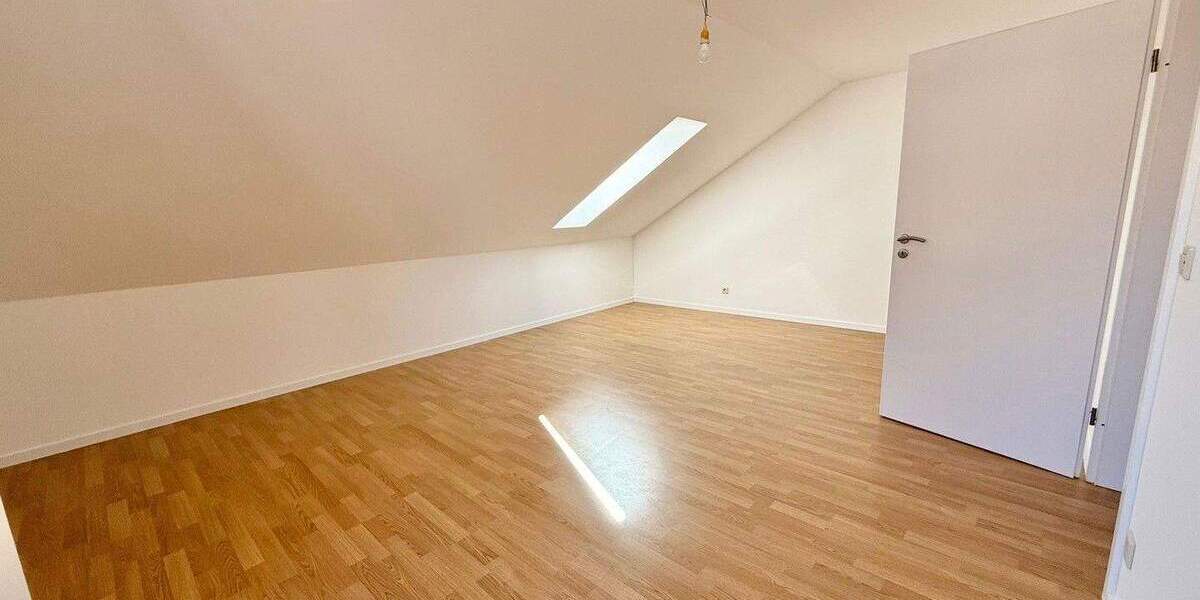 Doppelhaushälfte Düsseldorf Kaiserswerth - 8 Zimmer, 213 m&sup2;, 1.570.000&euro; | Angebot:25728281