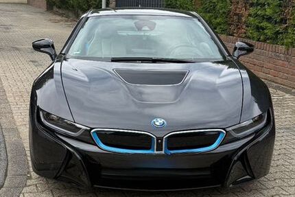 BMW i8 83.500 km 66.000 € Grevenbroich 41515