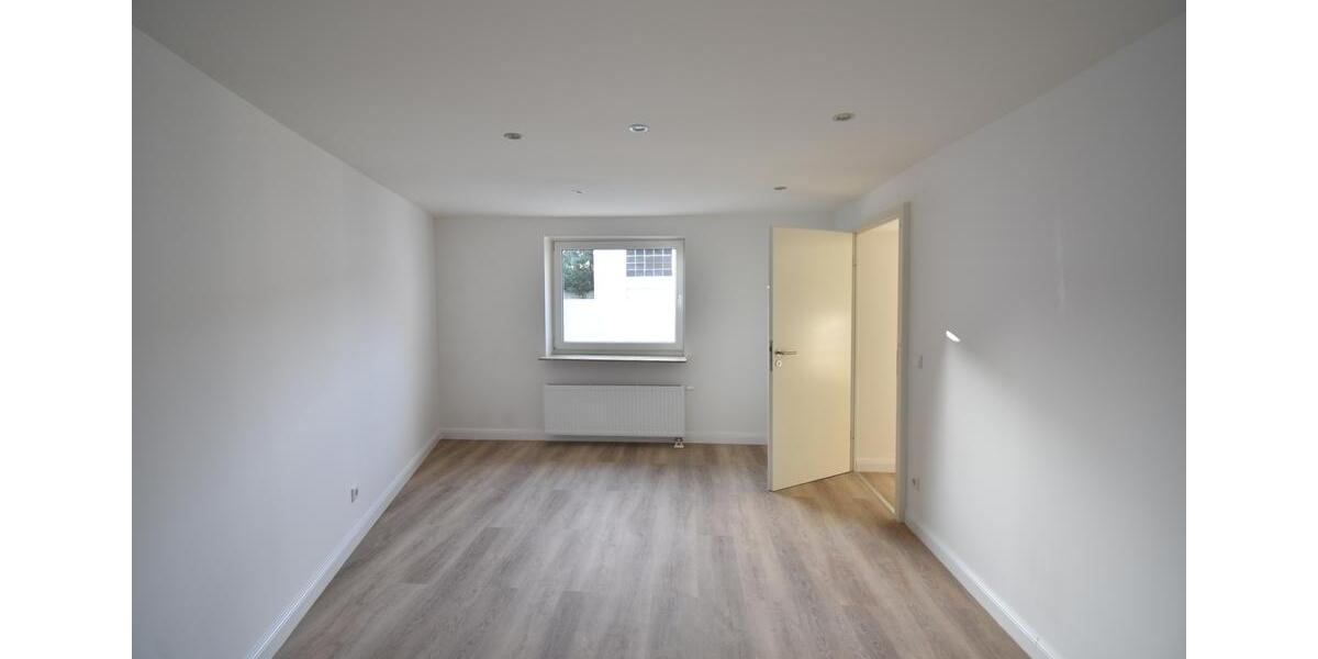 Erdgeschoßwohnung Neuss Erfttal - 3 Zimmer, 90 m&sup2;, 1.245&euro; | Angebot:25258288