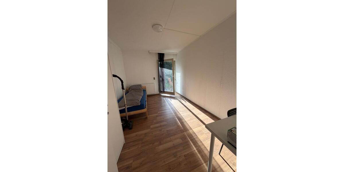 Erdgeschoßwohnung Leverkusen Bergisch Neukirchen - 5 Zimmer, 100 m&sup2;, 1.900&euro; | Angebot:25616673