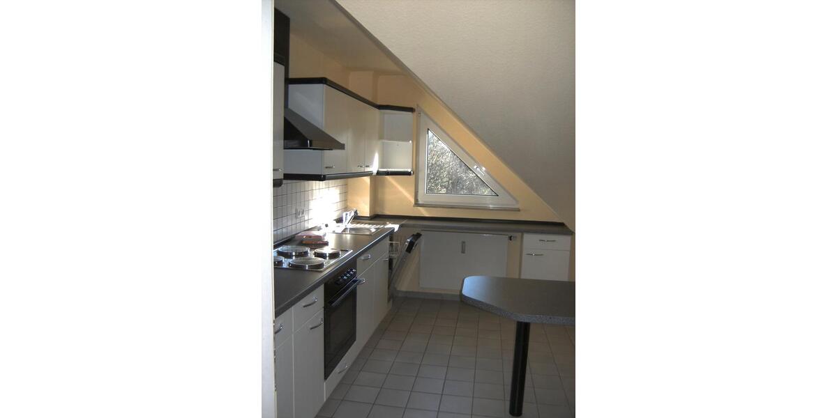 Dachgeschoßwohnung Duisburg Rheinhausen - 2 Zimmer, 65 m&sup2;, 169.000&euro; | Angebot:27006901
