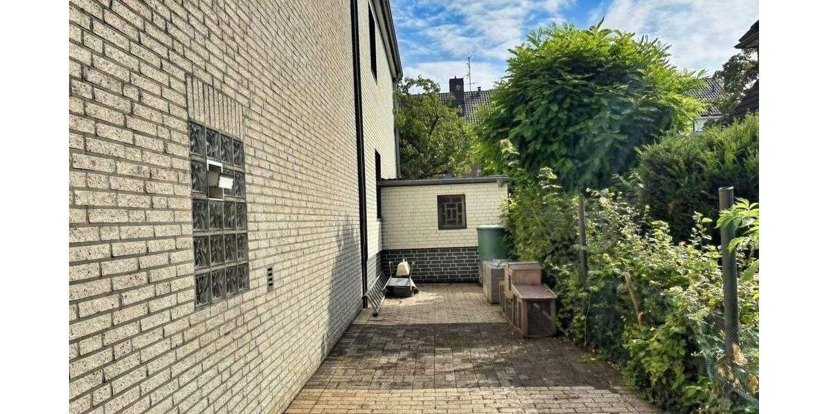 Einfamilienhaus Krefeld Fischeln - 9 Zimmer, 140 m&sup2;, 439.000&euro; | Angebot:25693360