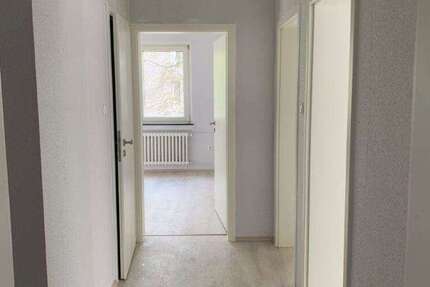 Wohnung zum Kaufen in Duisburg 89.000 € 72 m²
