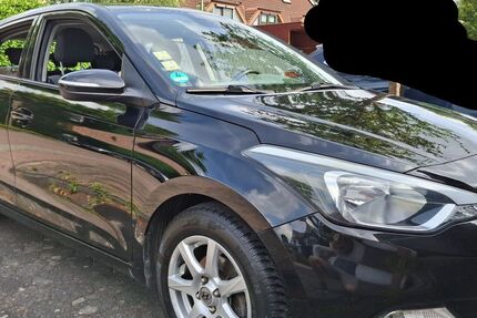 Hyundai i20 152.000 km 4.950 &euro; Tönisvorst 47918