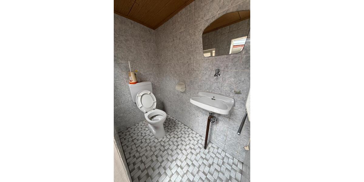 Doppelhaushälfte Grevenbroich - 3 Zimmer, 77 m&sup2;, 1.500&euro; | Angebot:25720936