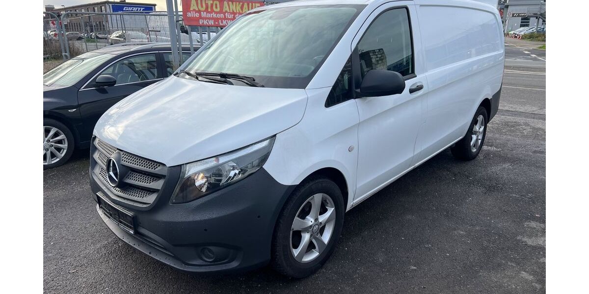 Mercedes-Benz Vito 210.822 km 15.700 &euro; Düsseldorf 40233