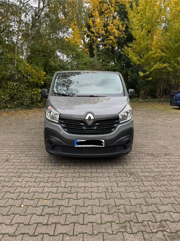 Renault Trafic 225.000 km 9.800 € Essen 45307