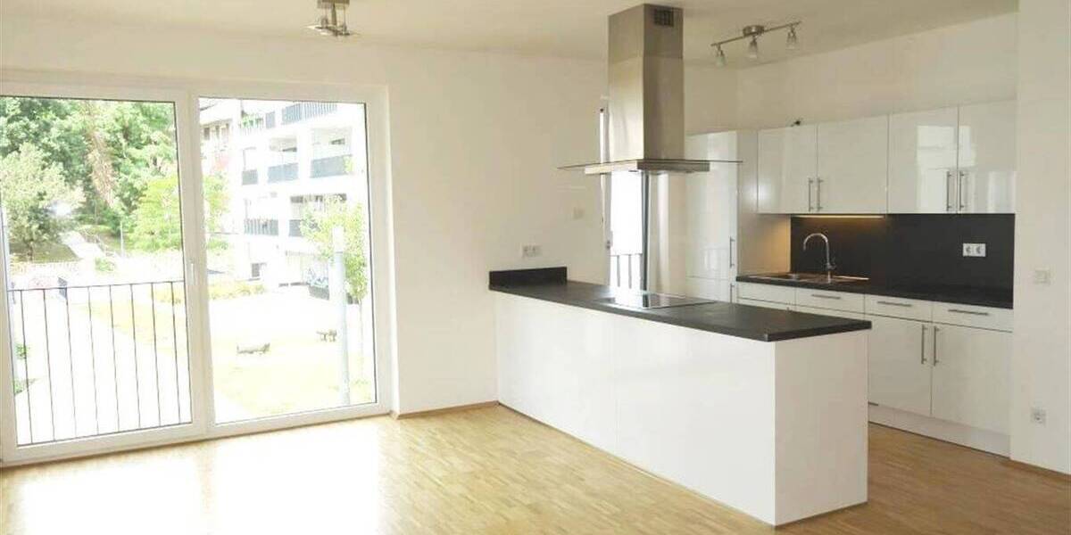 Etagenwohnung Mönchengladbach Stadtmitte - 2 Zimmer, 78 m&sup2;, 1.047&euro; | Angebot:26379801