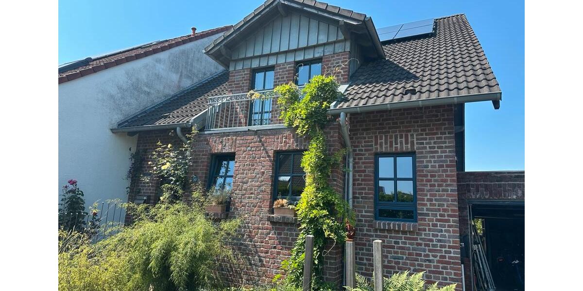 Doppelhaushälfte Korschenbroich - 7 Zimmer, 271 m&sup2;, 795.000&euro; | Angebot:26940544