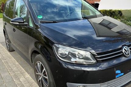 VW Touran 235.000 km 5.990 &euro; Grevenbroich 41516