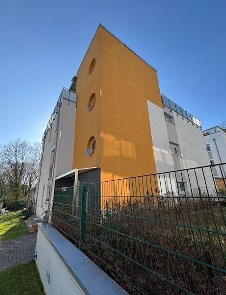 Etagenwohnung Erkrath - 3 Zimmer, 93 m&sup2;, 1.250&euro; | Angebot:25440532