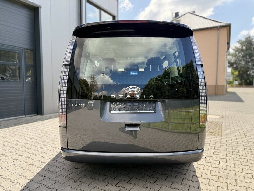 Hyundai Staria / 9 Sitze / El.Türen / 360° Kamera / PANO 20.000 km 42.990 € Mönchengladbach 41066