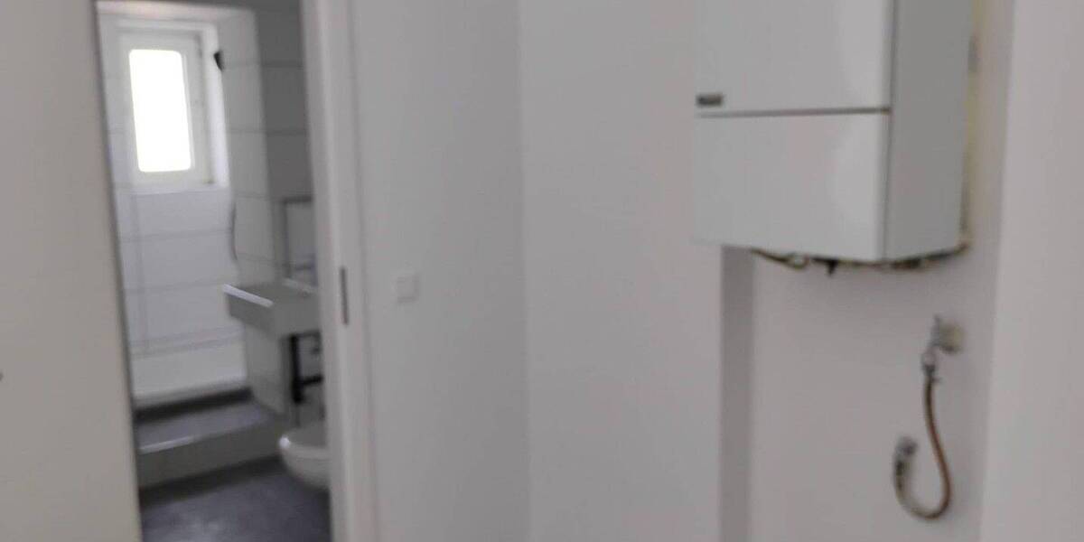 Etagenwohnung Düsseldorf Friedrichstadt - 2 Zimmer, 65 m&sup2;, 1.180&euro; | Angebot:26879414