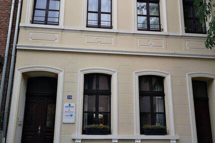 Schöner Altbau im Herzen von St. Tönis