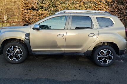 Dacia Duster 77.000 km 12.400 &euro; Düsseldorf 40629