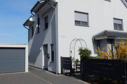 Generationengerechtes Haus mit Wintergarten und Garage am Strelasund ohne Provision