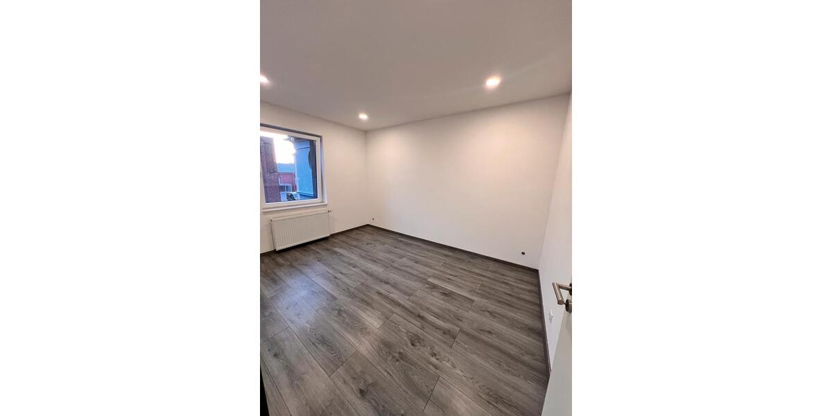 Mehrfamilienhaus, Wohnhaus Mönchengladbach Süd - 10 Zimmer, 210 m&sup2;, 599.000&euro; | Angebot:26348546