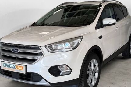 Ford Kuga 61.394 km 15.989 &euro; Duisburg 47138