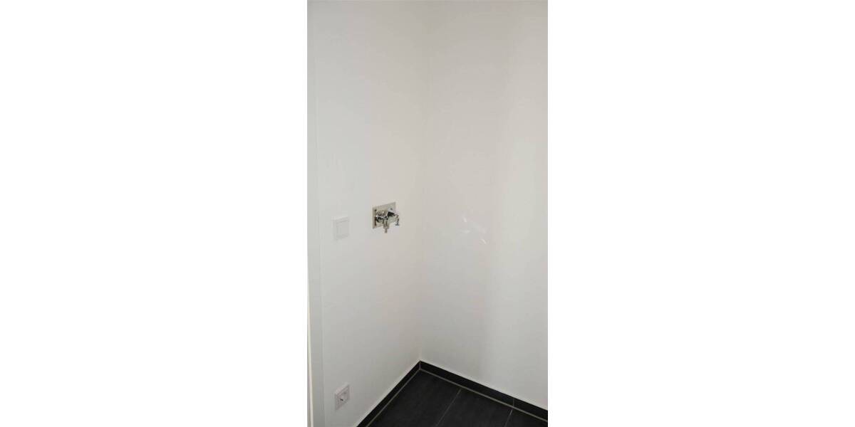 Etagenwohnung Mönchengladbach Stadtmitte - 2 Zimmer, 78 m&sup2;, 1.047&euro; | Angebot:26379801