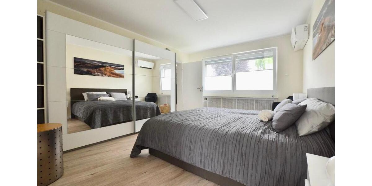 Ihr Traumhaus auf Zeit: Luxuriöses, vollständig möbliertes Einfamilienhaus mit 5 Zimmern und Garten 5 zimmer