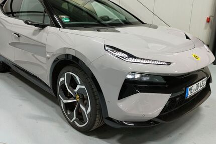 Lotus Eletre 27.500 km 103.789 &euro; Haan 42781