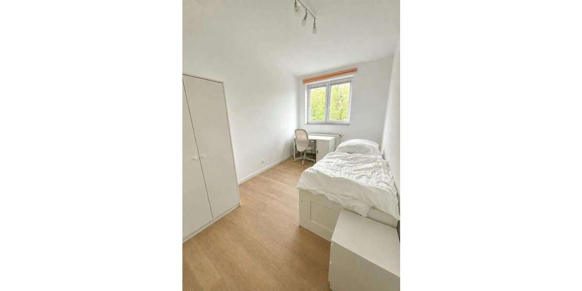 Zimmer Düsseldorf Mörsenbroich - 700&euro; | Angebot:26696833