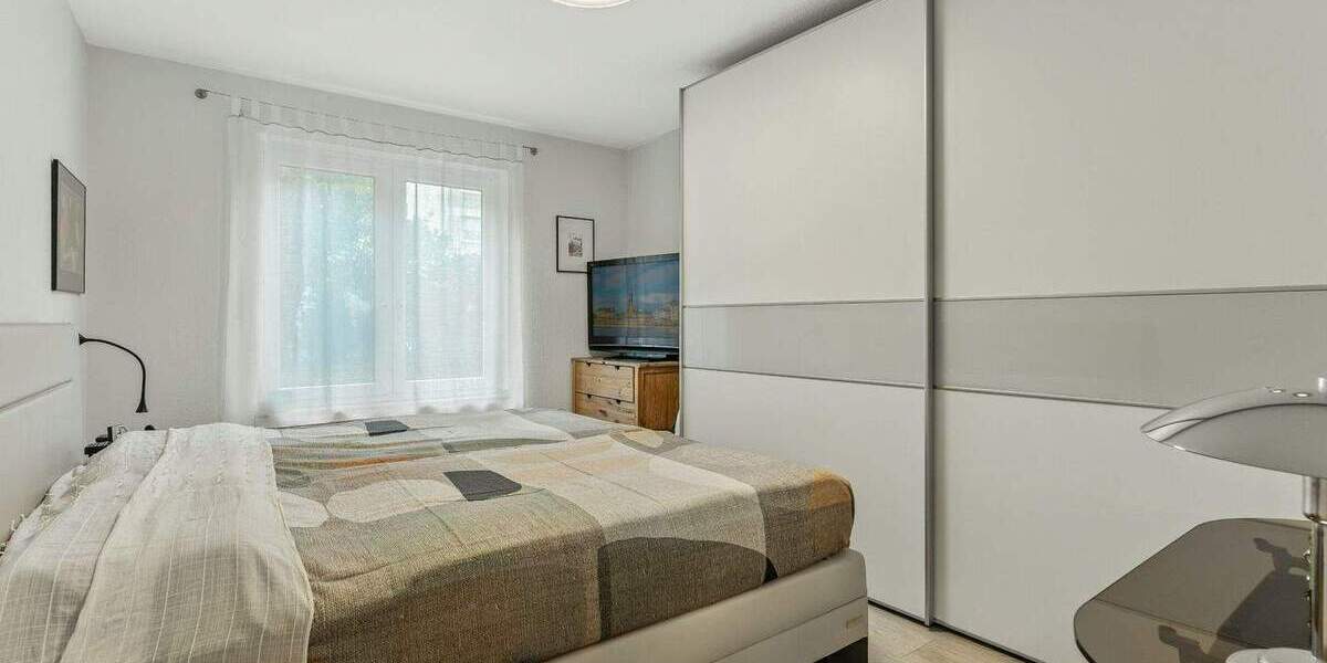 Terrassenwohnung Düsseldorf Holthausen - 3 Zimmer, 88 m&sup2;, 420.000&euro; | Angebot:25686306