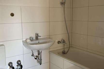 Wohnung Monheim - 3 Zimmer, 75 m&sup2;, 819&euro; | Angebot:25659202