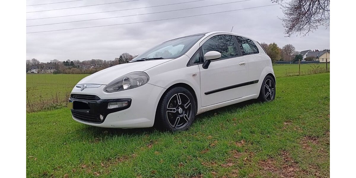 Fiat Punto 126.000 km 3.250 &euro; Oberhausen 46045