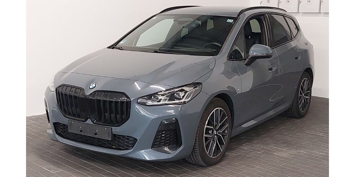 BMW 218 Active Tourer 49.200 km 29.800 &euro; Düsseldorf 40223