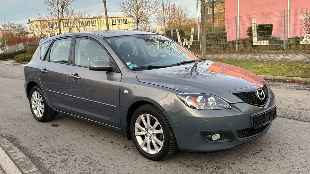 Mazda 3 201.000 km 2.450 &euro; Neuss 41460