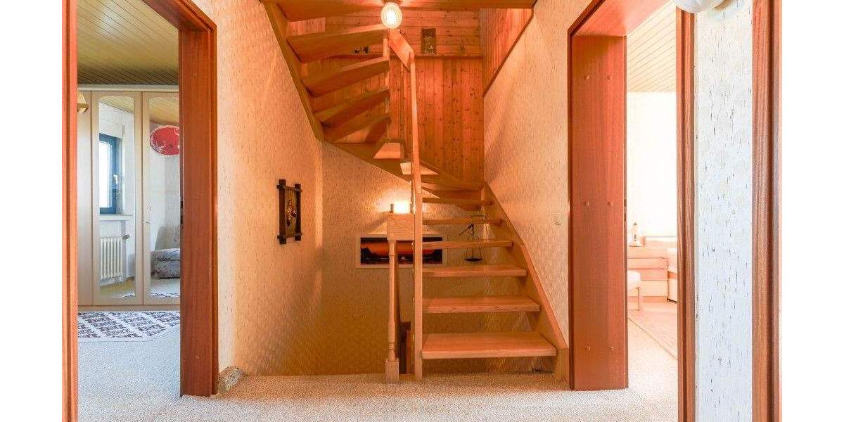 Reihenmittelhaus Leverkusen Rheindorf - 5 Zimmer, 151 m&sup2;, 449.000&euro; | Angebot:23986779