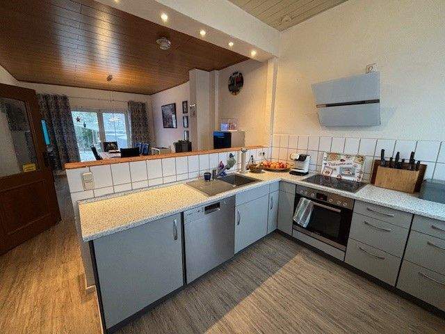 Reihenmittelhaus Mönchengladbach Rheydt - 4 Zimmer, 120 m&sup2;, 269.000&euro; | Angebot:24270707