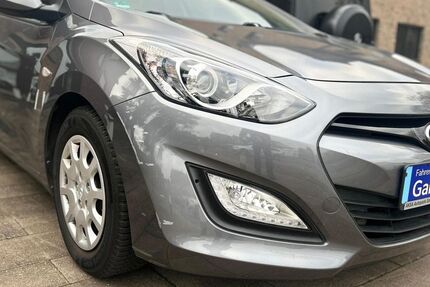 Hyundai i30 125.000 km 6.700 &euro; Mönchengladbach - Odenkirchen 41199
