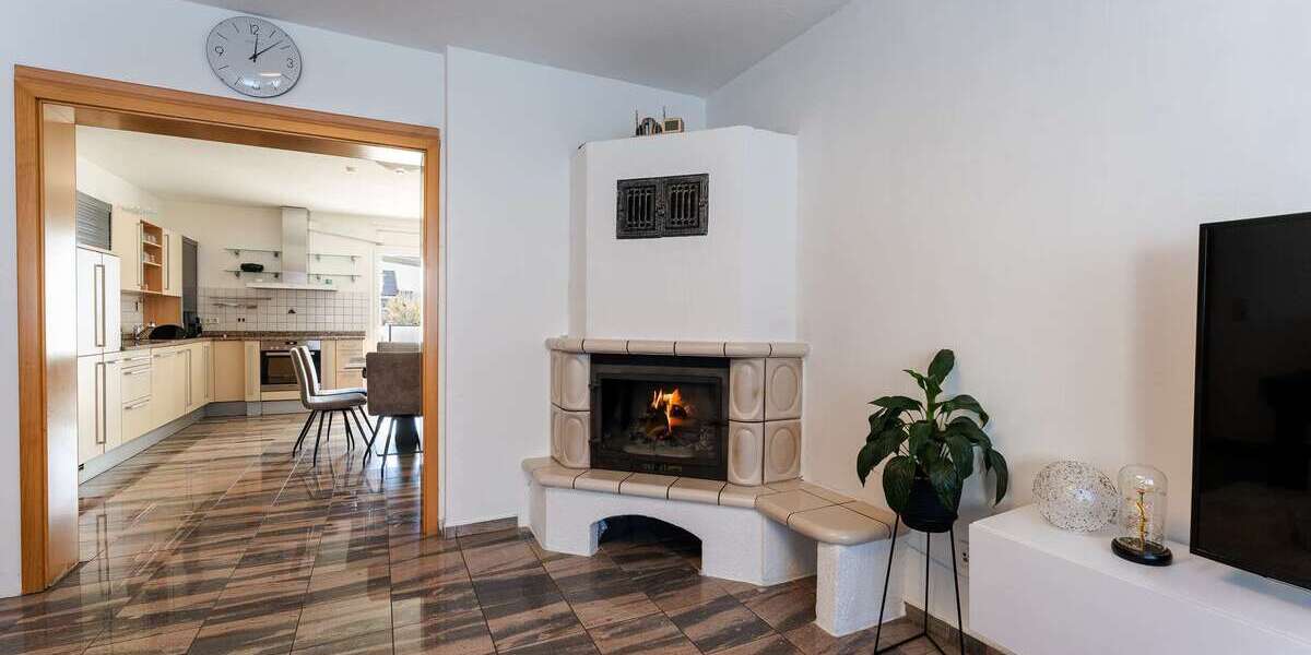 Etagenwohnung Leverkusen Alkenrath - 4 Zimmer, 112 m&sup2;, 306.000&euro; | Angebot:26008463