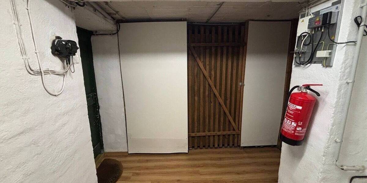 Attraktives Mehrfamilienhaus in Krefeld-Forstwald 1 zimmer