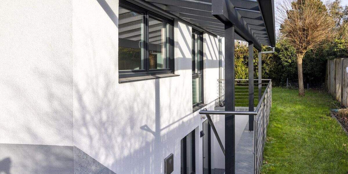 Energieeffizientes Wohnjuwel in Top-Lage! Kernsanierter Bungalow am Strümper Berg 7 zimmer