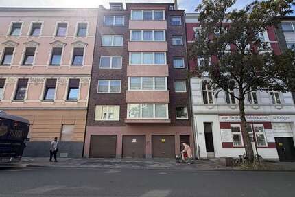 Haus Düsseldorf Oberbilk - 34 Zimmer, 608 m&sup2;, 2.000.000&euro; | Angebot:27408421