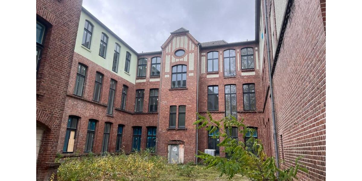 charmante Eigentumswohnung mit hoher Denkmal AFA 2 zimmer