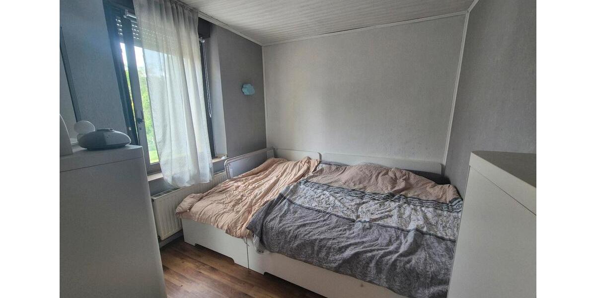 Reihenhaus Mönchengladbach Süd - 9 Zimmer, 225 m&sup2;, 367.000&euro; | Angebot:26423537