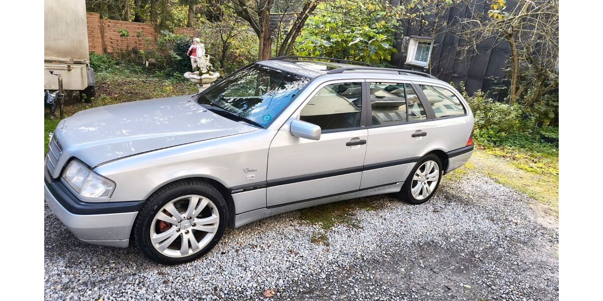Mercedes-Benz C 180 146.000 km 5.000 &euro; Solingen 42676