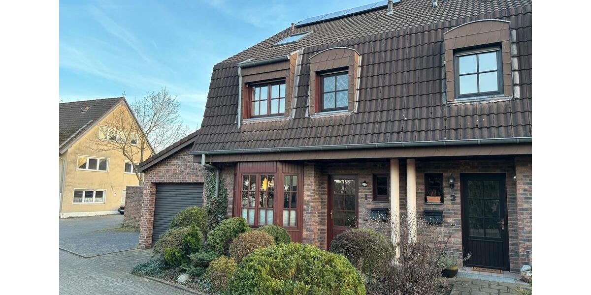 Doppelhaushälfte Pulheim - 4 Zimmer, 168 m&sup2;, 2.352&euro; | Angebot:26602888