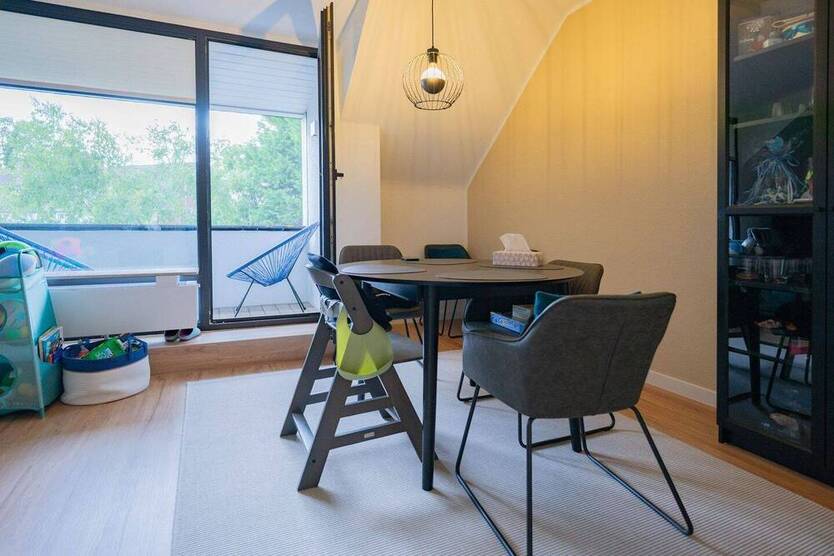 KR-Bockum! Perfekt sanierte 3-Zimmerwohnung mit idyllischem Ausblick nah am Bockumer Platz!