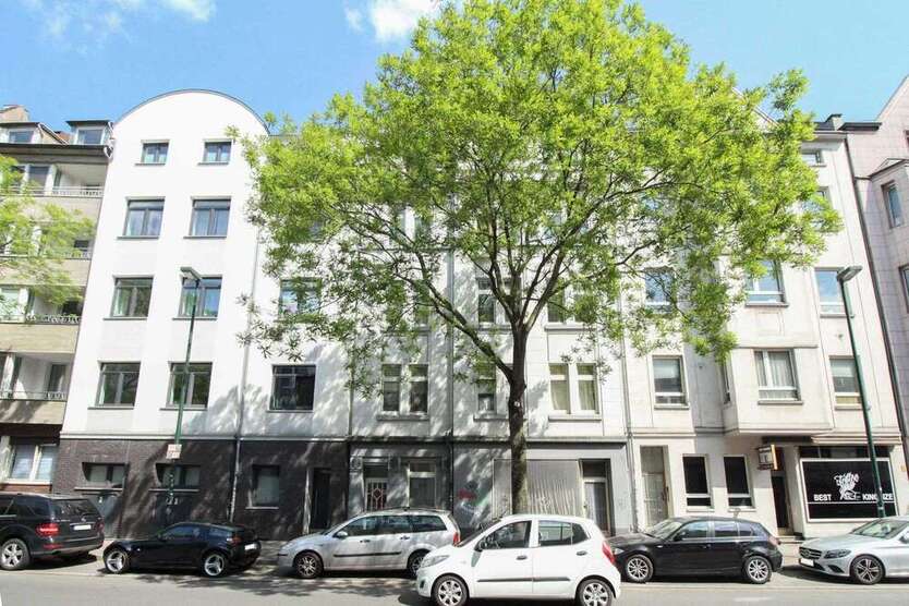 Wohnung zum Kaufen in Düsseldorf 199.000 € 42 m²