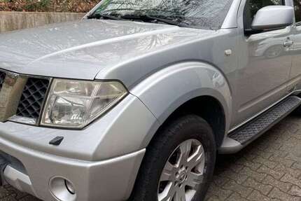 Nissan Pathfinder 336.000 km 3.950 &euro; Mönchengladbach 41069
