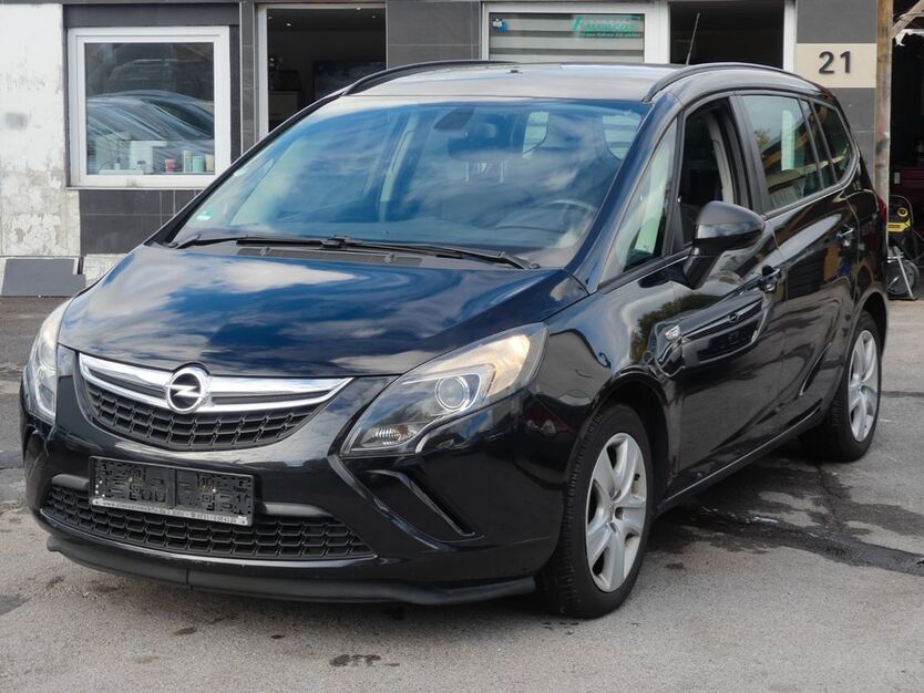 Opel Zafira 226.897 km 4.899 € Leverkusen 51379