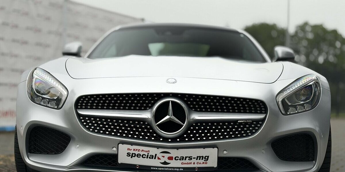 Mercedes-Benz AMG GT S Coupe / Panorama / Performance / Kamera 100.000 km 79.900 &euro; Mönchengladbach 41066
