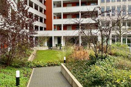 Wohnung zum Mieten in Düsseldorf 843,69 € 52.74 m² 2 zimmer
