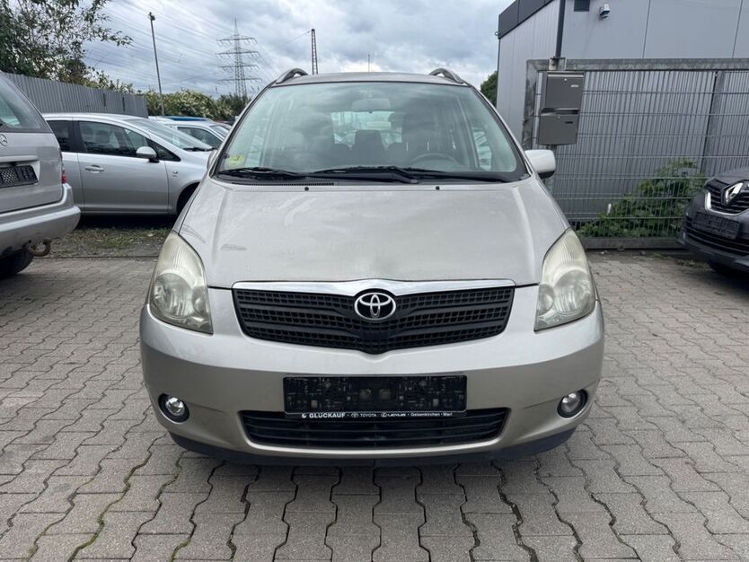 Toyota Corolla Verso 250.000 km 1.250 € Essen 45326
