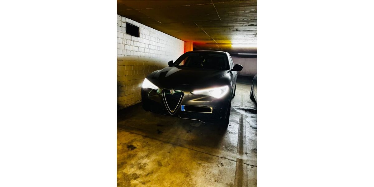 Alfa Romeo Stelvio 138.181 km 20.500 &euro; Duisburg 47055